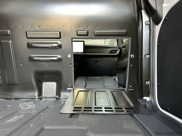 Compact van Ford E-Courier - Full Electric - Autonomia 300 Km