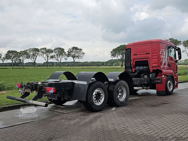 Chassis med førerhus M.A.N. 26.500 TGX 6x2*4