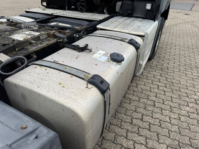 Стандартен влекач MAN TGX 18.460 4x2   Schlafkabine