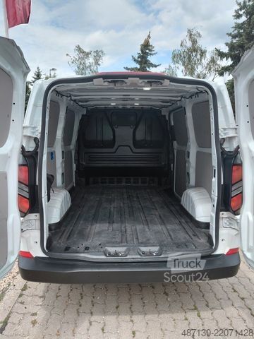 Dobozos furgon FORD Transit Custom 320 L1 Trend FWD