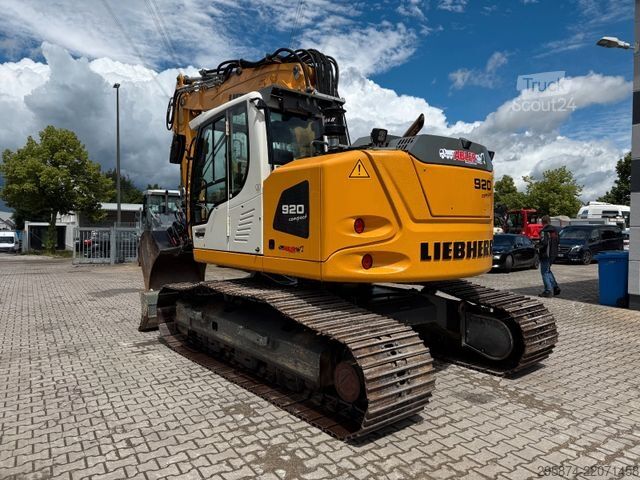 Tela-alustainen kaivinkone LIEBHERR R920 Compact LC Kettenbagger