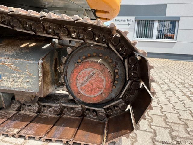 Tela-alustainen kaivinkone LIEBHERR R920 Compact LC Kettenbagger