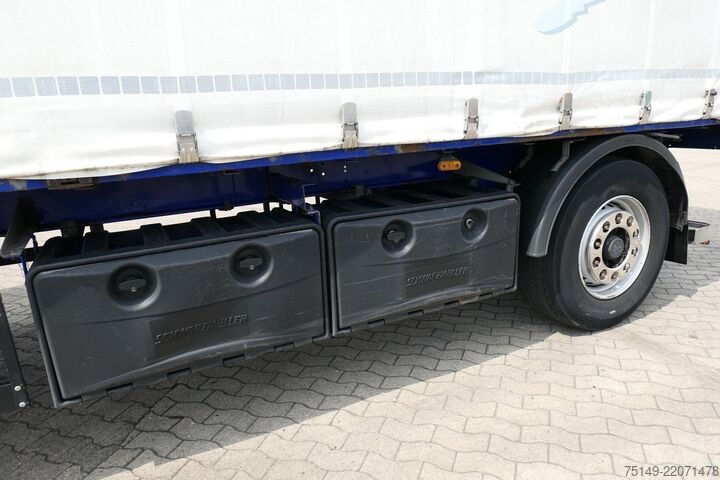 Открытый прицеп с тентом SCHWARZMÜLLER Mitnahmestapler, Luftf., 7.2m lang, Schiebeplane