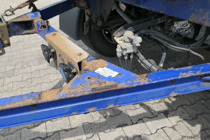 Открытый прицеп с тентом SCHWARZMÜLLER Mitnahmestapler, Luftf., 7.2m lang, Schiebeplane