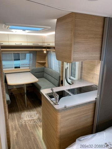 Bivalnik FENDT BIANCO ACTIV 495 SFE 55 Jahre Caravan Zellerer