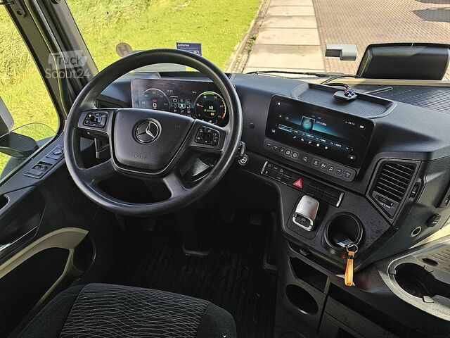 Standard-SZM MERCEDES-BENZ ACTROS 1853 LS MP5 RETARDER 2X TANK