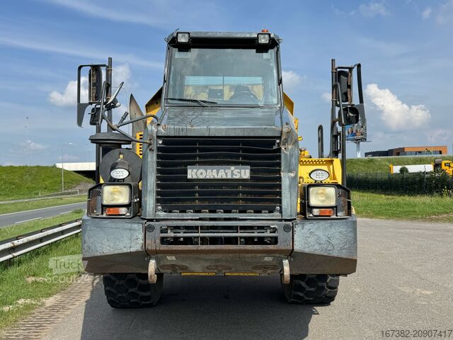 Samohodni tovornjak Komatsu HM300-2