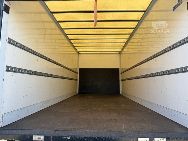 Transporter mit Koffer MERCEDES-BENZ ATEGO 818 L Koffer 6,10 m LBW 1 to.*AHK*EURO 6E
