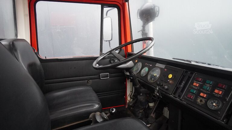 Camión de bomberos Mercedes-Benz 809 FIRE LADDER TRUCK 13.100KM MANUAL GEARBOX