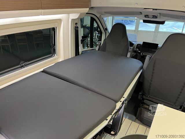 Kastenwagen Wohnmobil / Campervan WESTFALIA Columbus 600 D 140 PS 8G Zusatzbett Solar ACC