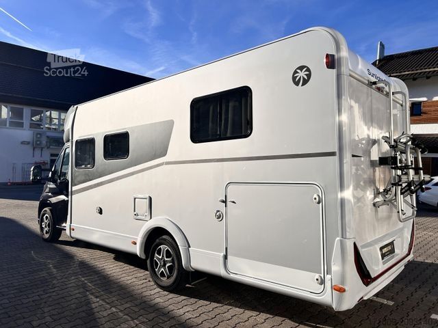 Autorulotă semi-integrată SUNLIGHT Adventure T 69LC 8G Combi 6E SAT TV Heckstützen