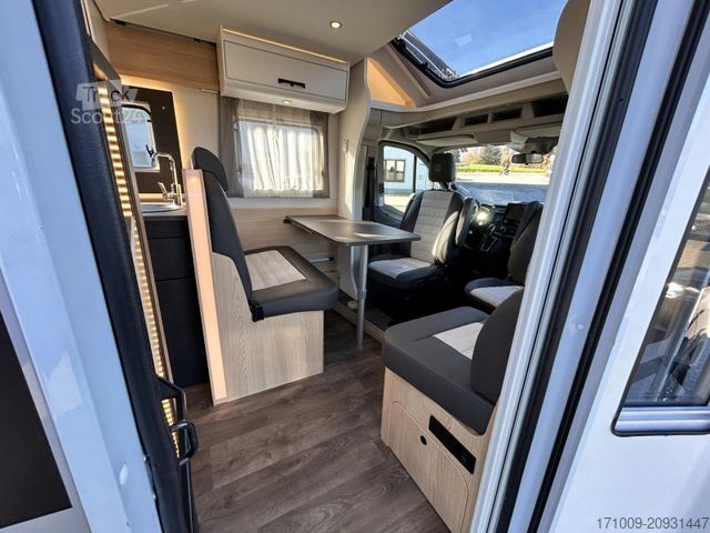 Autorulotă semi-integrată SUNLIGHT Adventure T Ford 690L HUBBETT Backofen SAT TV