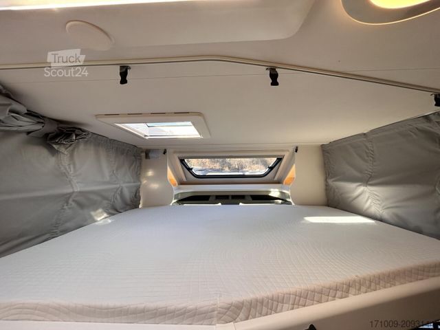 Autorulotă semi-integrată SUNLIGHT Adventure T Ford 690L HUBBETT Backofen SAT TV