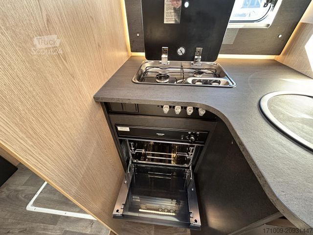 Autorulotă semi-integrată SUNLIGHT Adventure T Ford 690L HUBBETT Backofen SAT TV