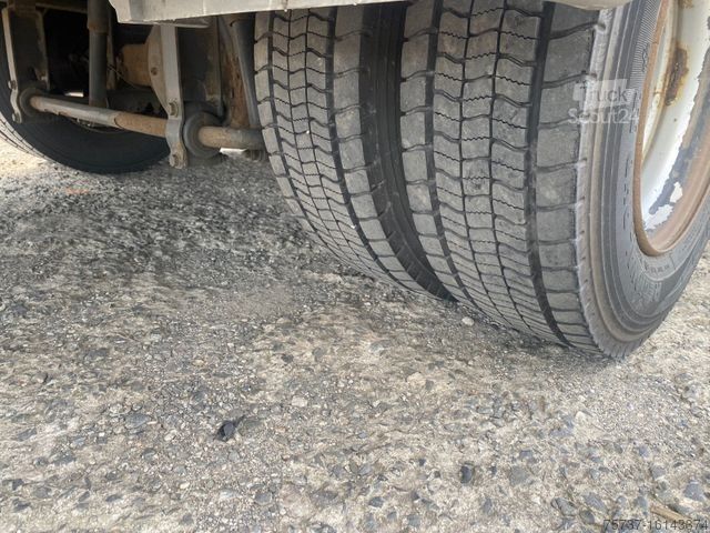 Pick-up van MERCEDES-BENZ 818 Klima / Standh. / Motorbremse / 7,15L