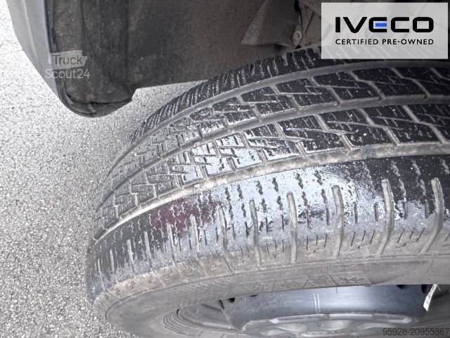 Skåpbil IVECO 35S14HA8 V/P, LED, Fahrersitz gefedert