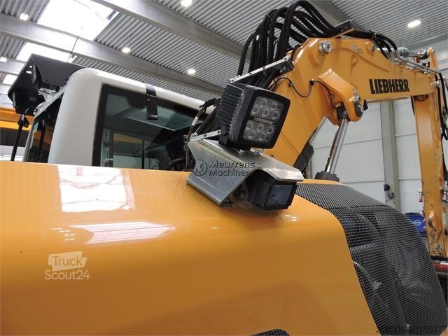 Bandgrävare LIEBHERR R914