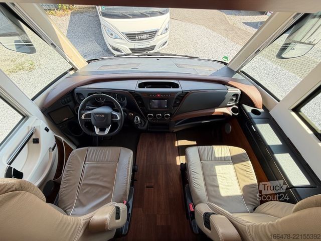 Integrert bobil CARTHAGO Liner For Two 53 Iveco *Rundsitzgruppe-Hubbett*