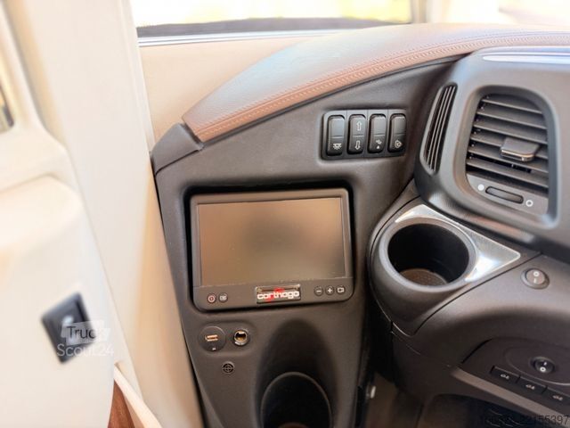 Integreret autocamper CARTHAGO Chic S-Plus I 61 XL LE *Einzelbetten-Hubbett*
