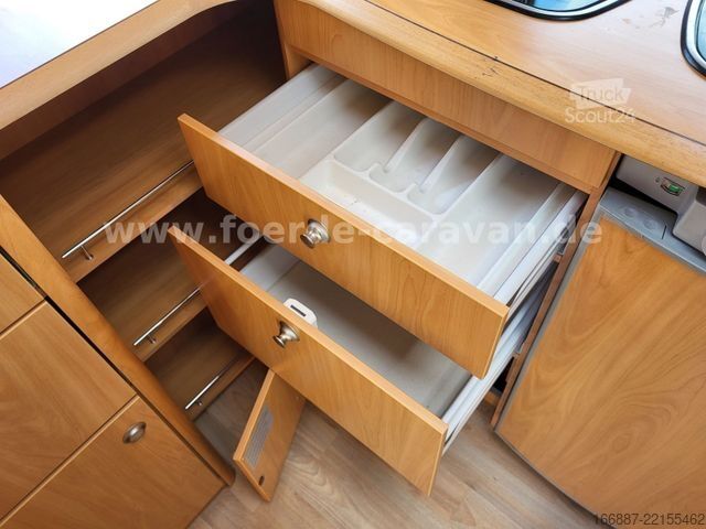 Τροχόσπιτο CHATEAU Calista 390 C Querbett - Nr. 62  (7)