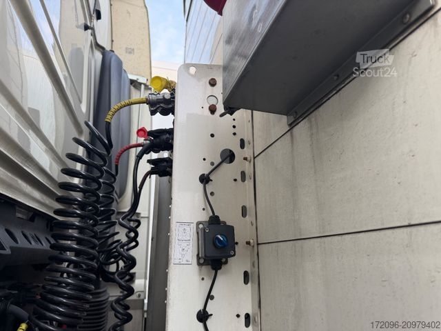 Auflieger mit Pritsche & Plane SCHMITZ CARGOBULL SCS 24/L Lift, Edscha, SECURITY tarp, Safetyroof