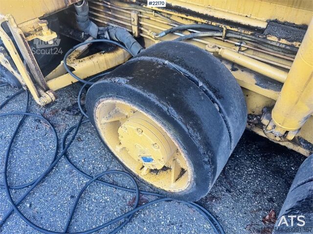 Bestrating CAT AP300D