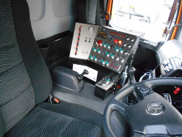 Balayeuse de voirie Mercedes-Benz Atego 1324 LKO 4x2 / Themis SH7B D/HD