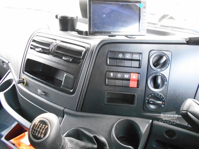 Balayeuse de voirie Mercedes-Benz Atego 1324 LKO 4x2 / Themis SH7B D/HD