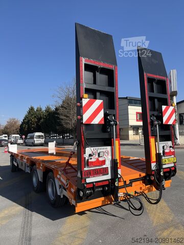 ημιρυμουλκούμενο χαμηλής φόρτωσης GVN Trailer 2+1 Axle Platform Trailer