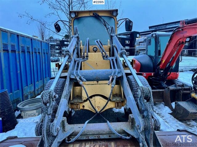 Chargeuse Volvo L50 Wheel Loader with Bucket and Pallet Forks