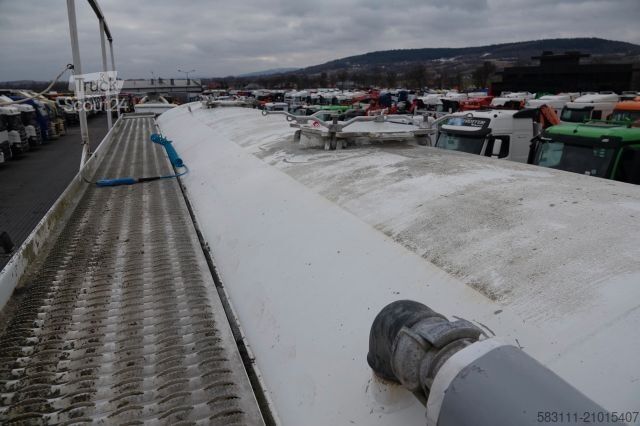 Silo oplegger FELDBINDER CEMENTONACZEPA / 2 KOMORY / 37 000 L / SILOS / D