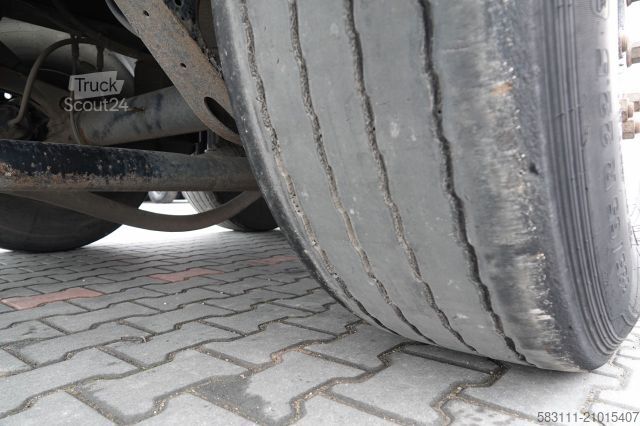 Silo oplegger FELDBINDER CEMENTONACZEPA / 2 KOMORY / 37 000 L / SILOS / D