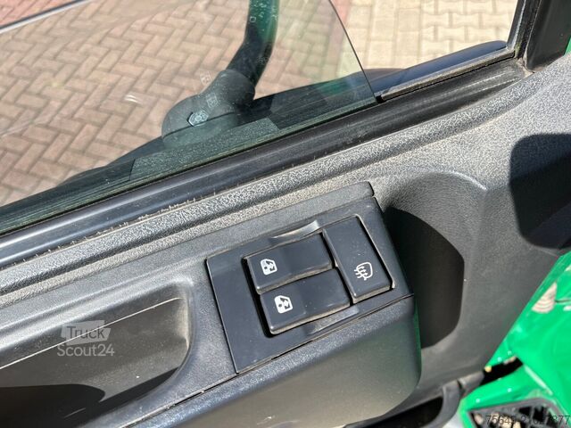 Camion à usage spécial Renault Midlum 220.12 4x2 Midlum 220.12 4x2, BDF verschiedene Größen