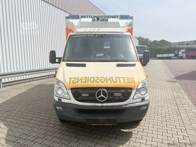 Fourgon tôlé Mercedes-Benz Sprinter 516 CDI 4x2 Sprinter 516 CDI 4x2, Rettungswagen, Bi-Xenon
