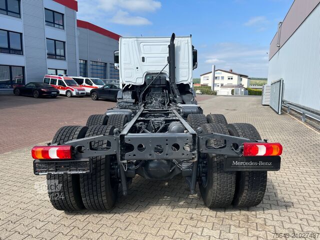 Châssis de camion Mercedes-Benz Arocs 2642/45 K 6x4 Arocs 2642/45 K 6x4, Retarder, Motorabtrieb