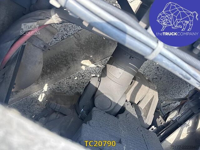 Estándar-SZM Volvo FH ENGINE DAMAGE - MOTORBESCHADIGUNG