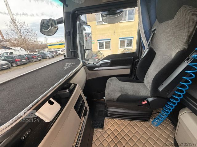 Standaard trekker MAN TGX 18.470*Euro6D*TÜV*2Tanks*Standklima*Intarder