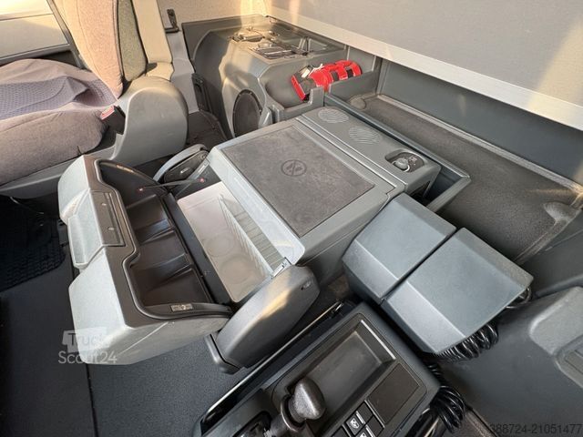 Prostorninska vlačilna enota MAN TGX18.480*XXL*E6*Kompressor*Hydraulik*TÜV*