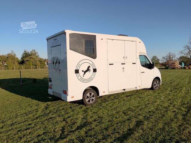 Viehtransporter Renault Master Pferdetransporter Nuyts