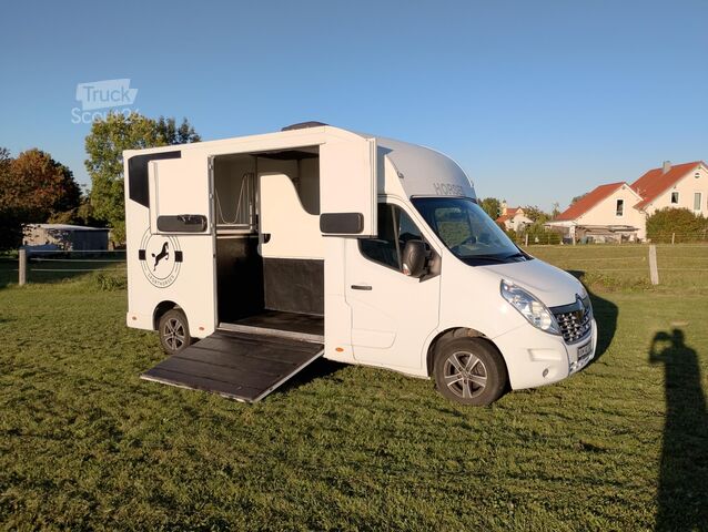 Viehtransporter Renault Master Pferdetransporter Nuyts
