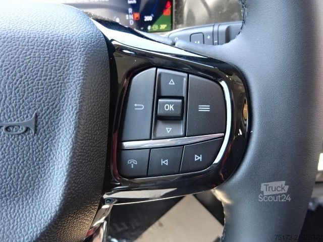 Minibüs FORD Tourneo Custom 320L2 Titanium AT AHK Kam Navi