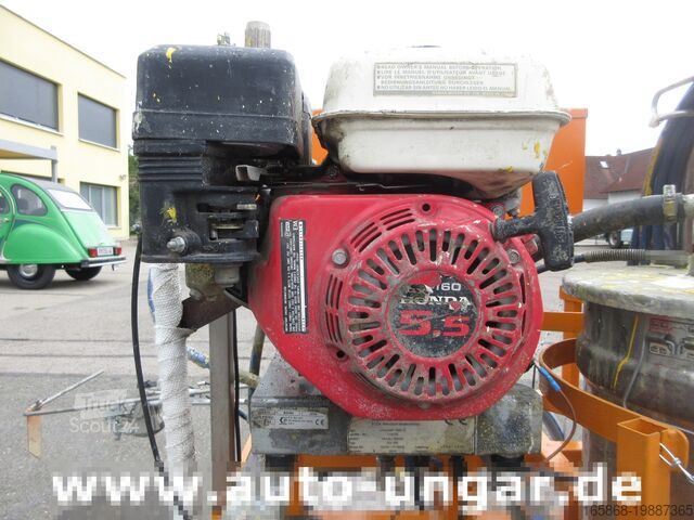 Machine de marquage routier Graco LineLazer II 5900  auf Zindel VarioZet 3