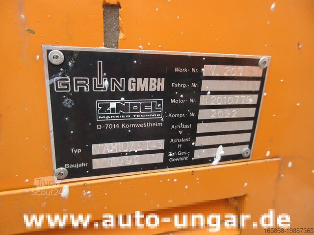 Machine de marquage routier Graco LineLazer II 5900  auf Zindel VarioZet 3