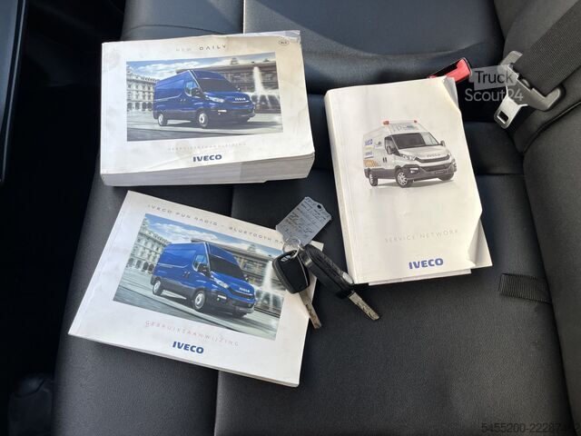 Навантажувальна платформа Iveco Daily 35S11D 2.3 345 Airco Trekhaak 3500kg trek...