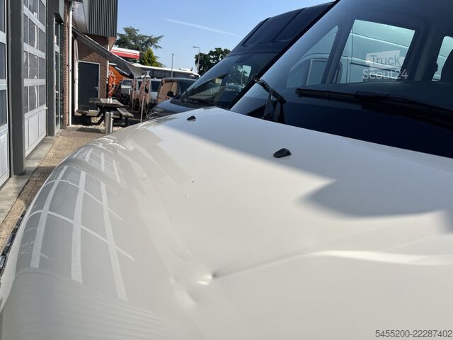 Навантажувальна платформа Iveco Daily 35S11D 2.3 345 Airco Trekhaak 3500kg trek...