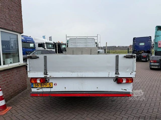 Vrachtauto met open laadbak MERCEDES-BENZ Atego 916 met 6.2m open laadbak / 3e zit / airco