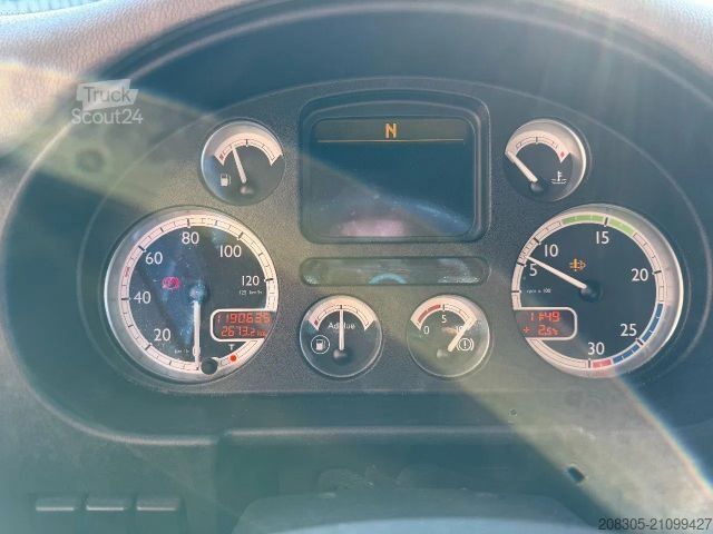 Ladbil med udskifteligt lad DAF CF 75 CF75-250 4X2 SPACECAB/RENOVA/STEEL/AIR/AIR