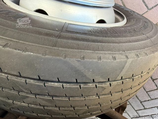 Koelwagen VOLVO FL FL210 4X2 Kuhlkoffer mit Carrier Supra 550 /