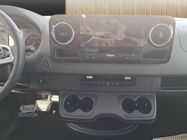 Autocaravana semi-integrada EURAMOBIL Profila T PT726EF Hubstützen,SAT,Solar,Lithium