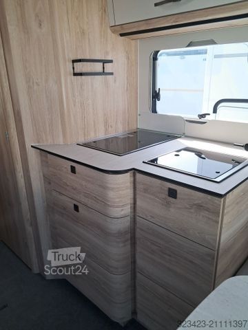 Autocaravana semi-integrada EURAMOBIL Profila T PT726EF Hubstützen,SAT,Solar,Lithium